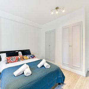 Studio met een King Size Bed